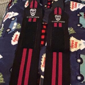 Gymreapers Black and Pink Wrist Wraps